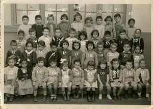 ECOLE DE LA CITE PETIT MATERNELLE 1957 CE2